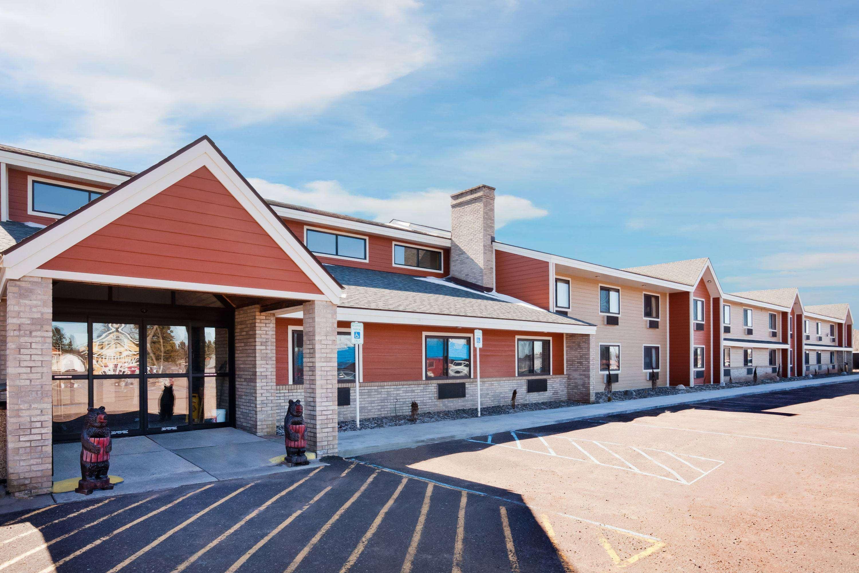 Americinn By Wyndham Ironwood Exteriér fotografie